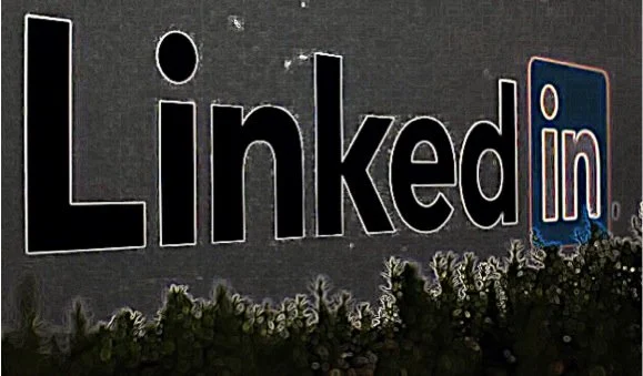 Linkedin Logo IntelligentHQ