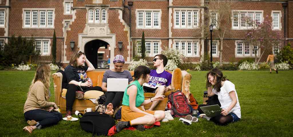 How Students Can Prepare Themselves Better for the Outside World ...