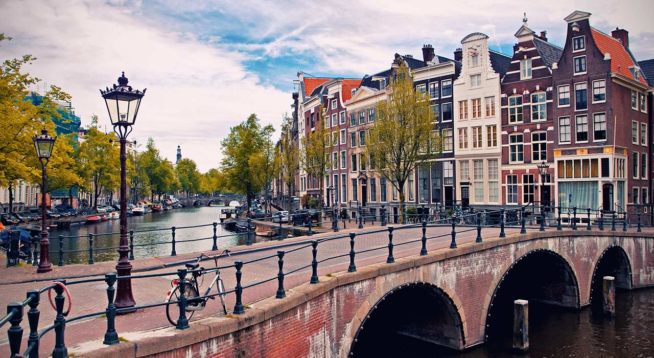How The Netherlands Is Leading The Blockchain Revolution