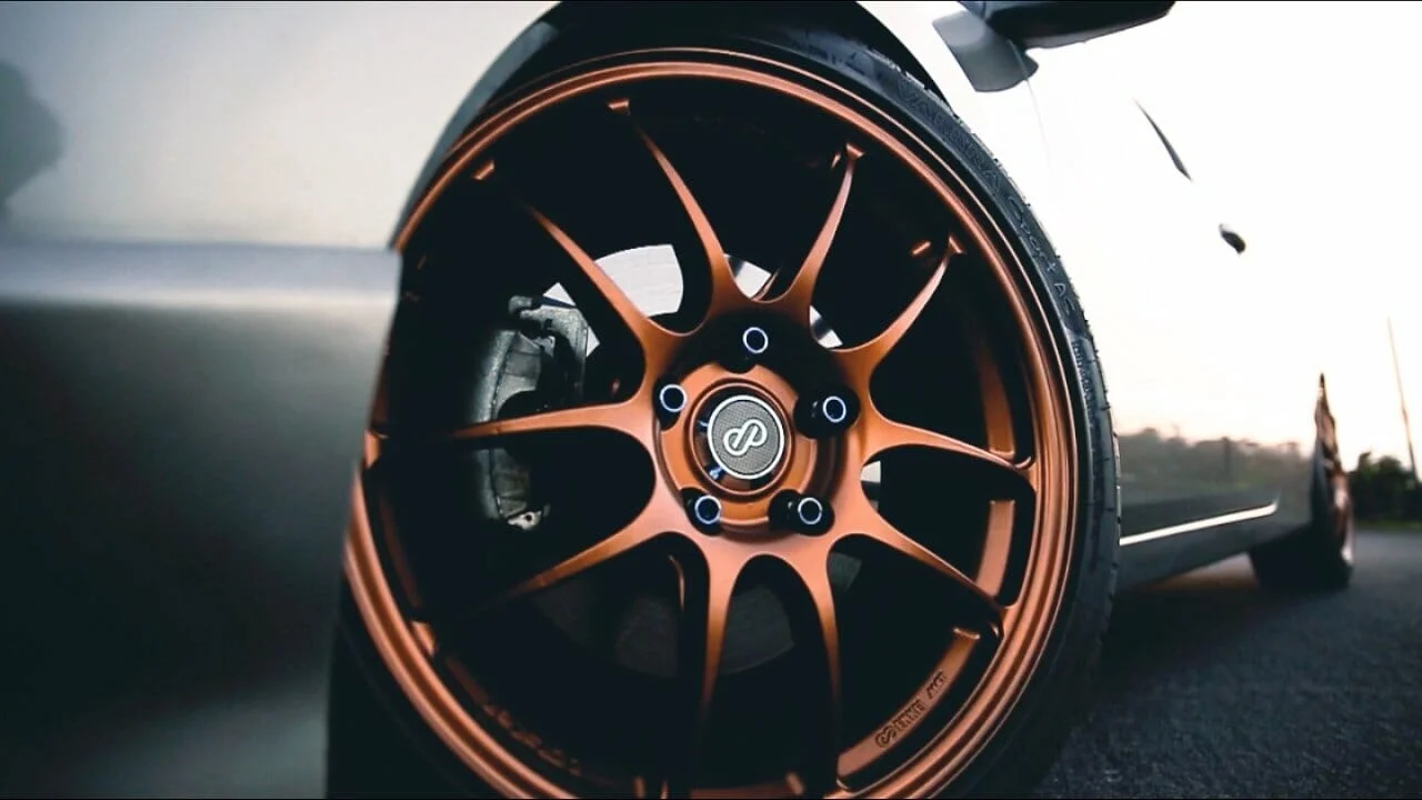 Rims have an important role to play in the general aesthetics of your vehicle. Most people will go to great extend to improve the look of the vehicles