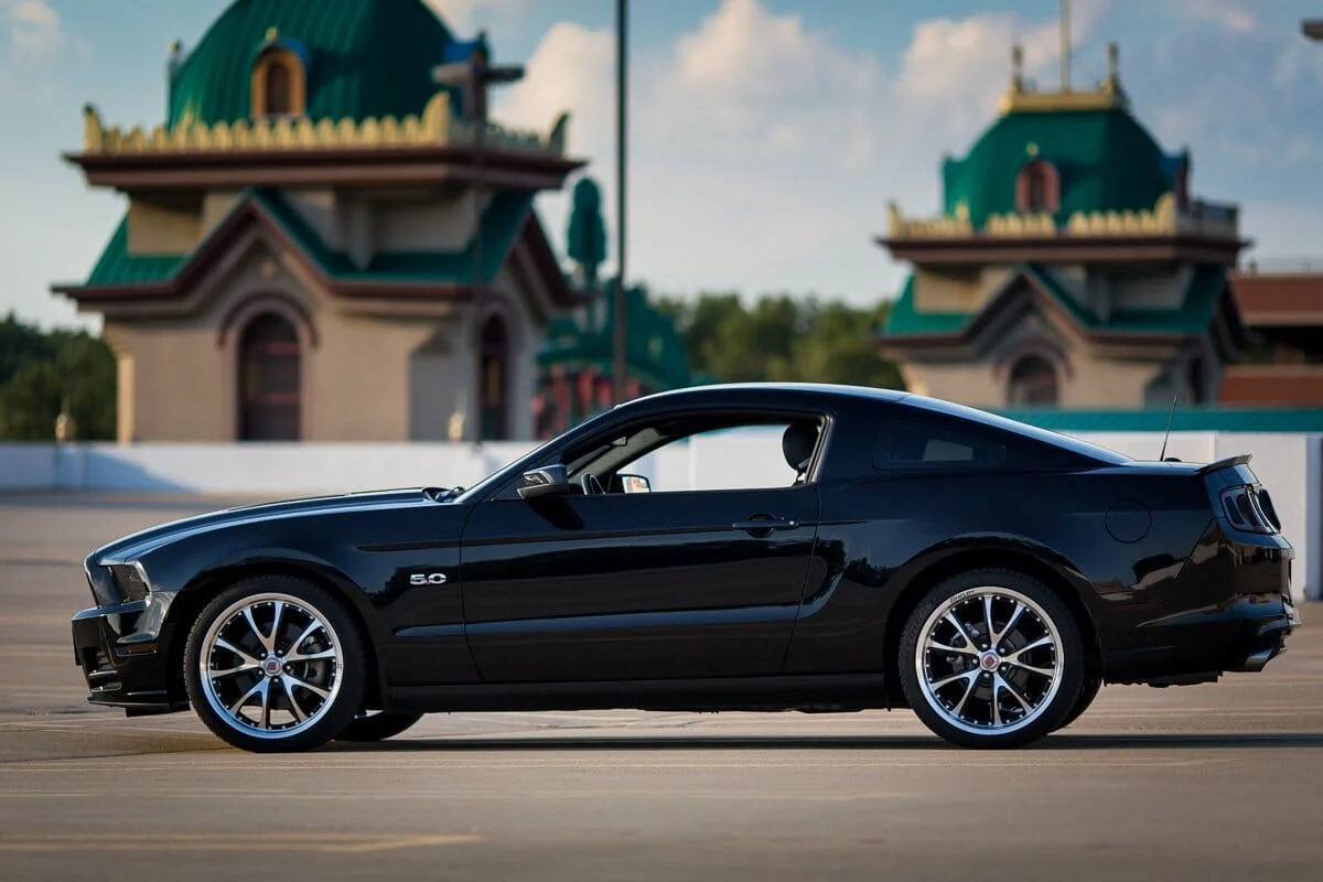There are three basic things you should look out for when looking for the best rims; durability, strength and weight