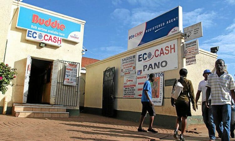 In Zimbabwe, practically all payments are carried out by a company, “Ecocash” a subsidiary of the South African company “Econet” which oversees all payments through its mobile payment facility.