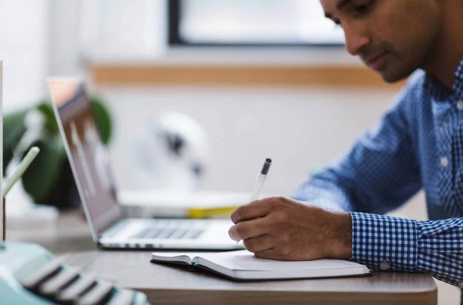 How Image To Text Technology Can Ease Student’s Writing Process