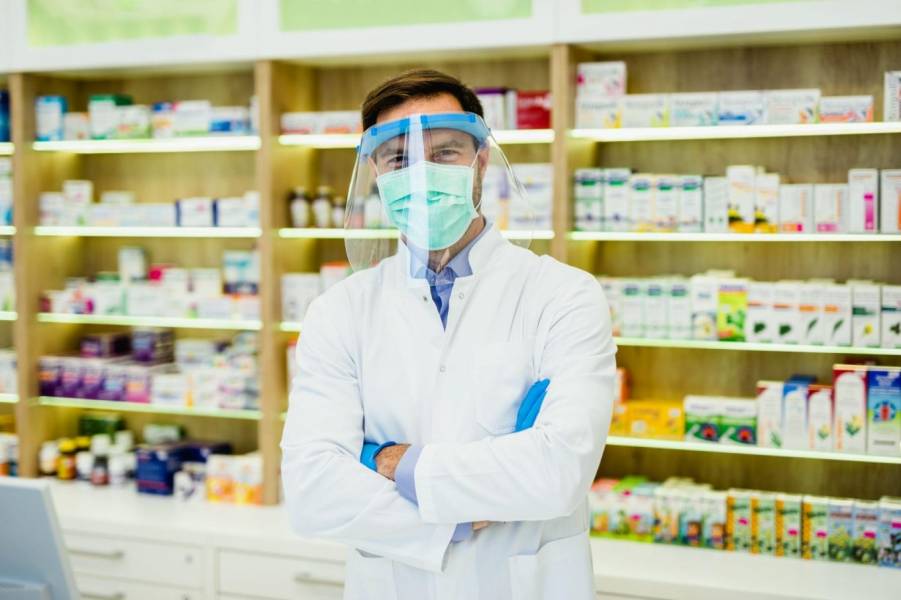 How To Launch a Career as a Pharmacist