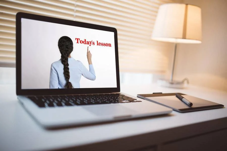 Get Online American English Lessons for British English Speakers