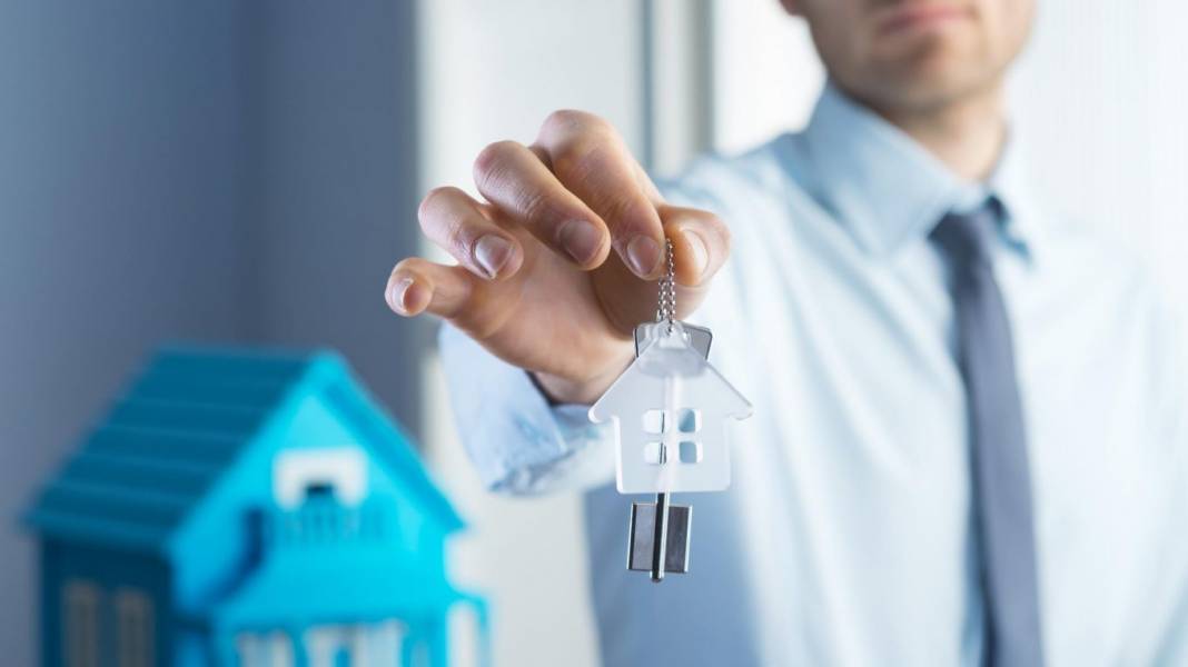6 Reasons Investors Should Get Their Real Estate License