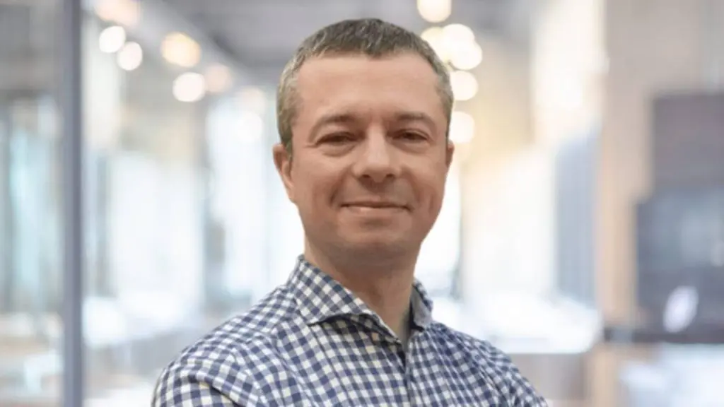 How VPNs Prevent Identity Theft And Financial Losses: Gediminas Galkauskas, CMO of Atlas VPN, At Dinis Guarda YouTube Podcast