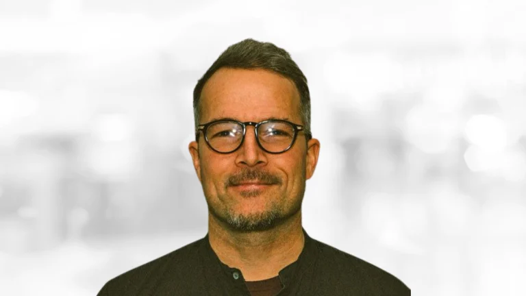 The Impact of Circular Economy in Fashion: Isaac Nichelson In Dinis Guarda YouTube Podcast