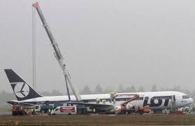 LOT Polish Airlines Flight 16