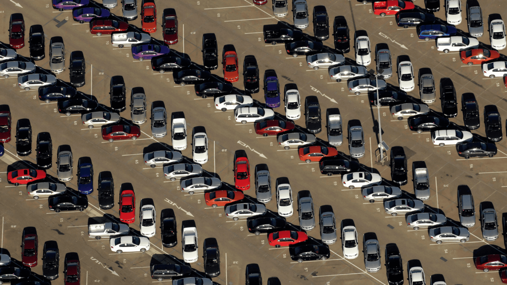 5 of the Best Ways to Find Your Car in a Crowded Parking Lot