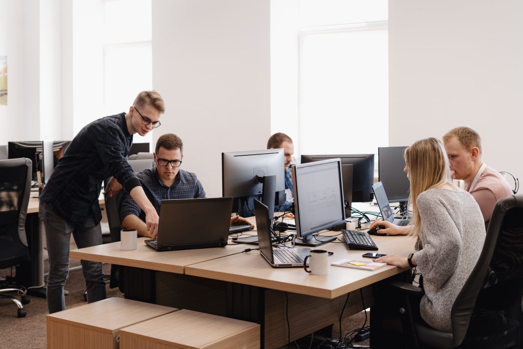 The Hidden Risks of Relying on Tribal Knowledge in IT Environments