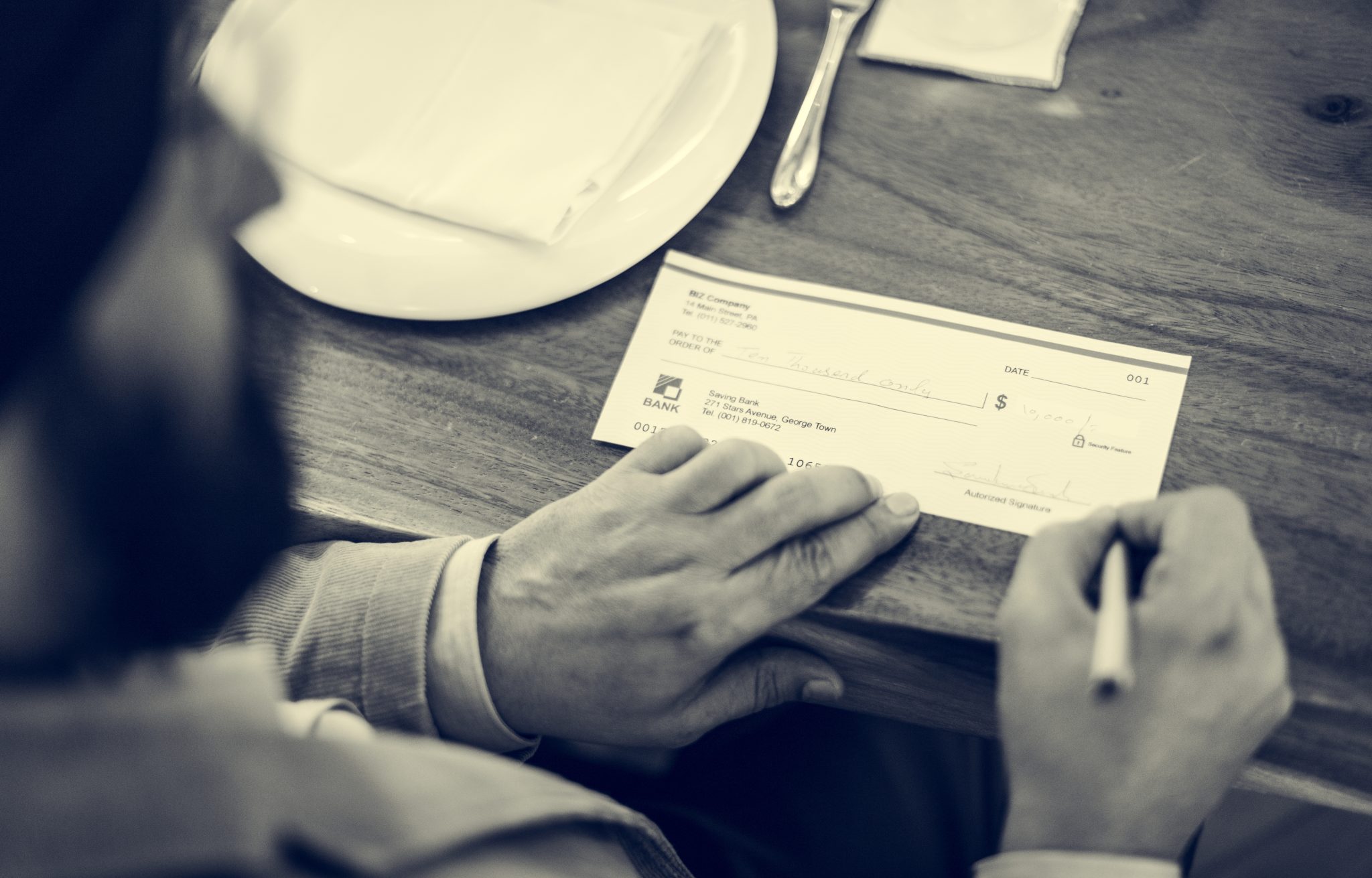 Voided Check Guide: Step-by-Step Instructions to Void a Check Securely