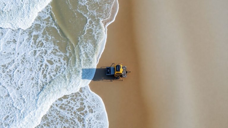 AI technology protecting North Carolina's eroding coastline from waves.