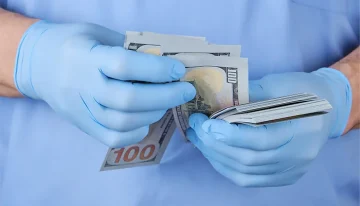 Surgical Tech Salary Per Hour vs Per Month