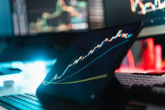 6 AI Signals That Predict B2B Buying Intent