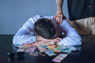Integrating Financial Resilience in Fast-Growing Teams