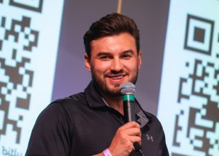 Roan Weigert on Bridging Video Production and AI Developer Relations