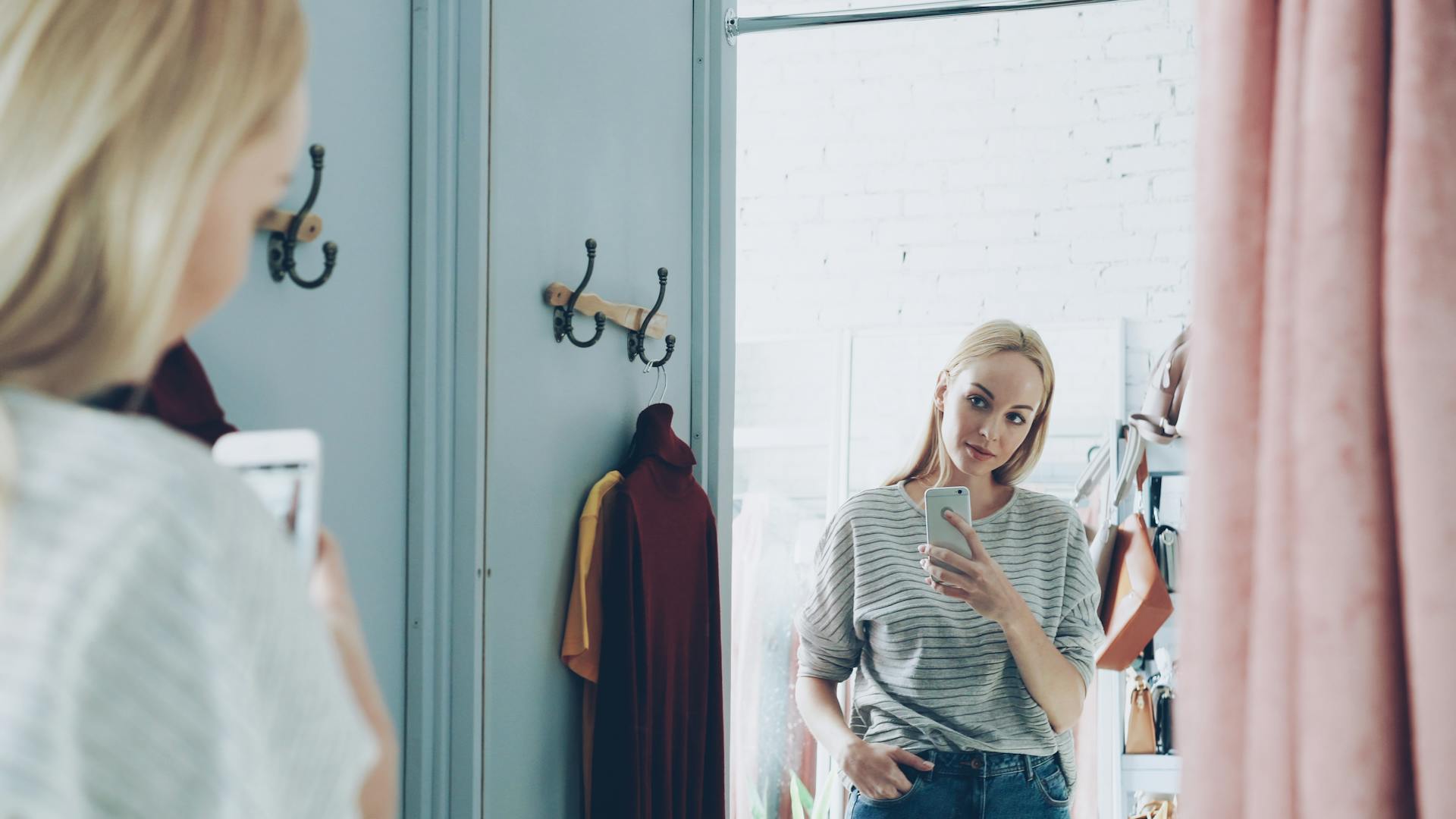 How AI Outfit Try-On Is Changing the Way We Shop for Clothes ...