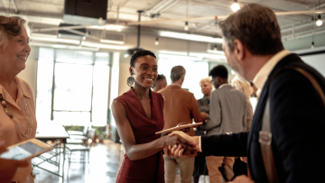 HOW BUSINESSES CAN CREATE A REWARDING EXPERIENCE AT NETWORKING EVENTS