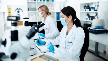 How Advanced Technology Is Transforming Clinical Research and Laboratory Testing