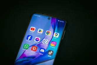 How MEE6 Built a 300 Million-User Business on Discord Without External Funding