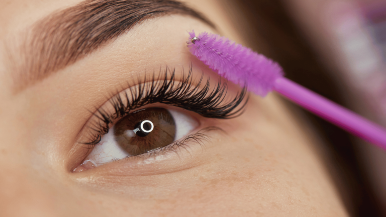 Start Your Lash Career With Confidence